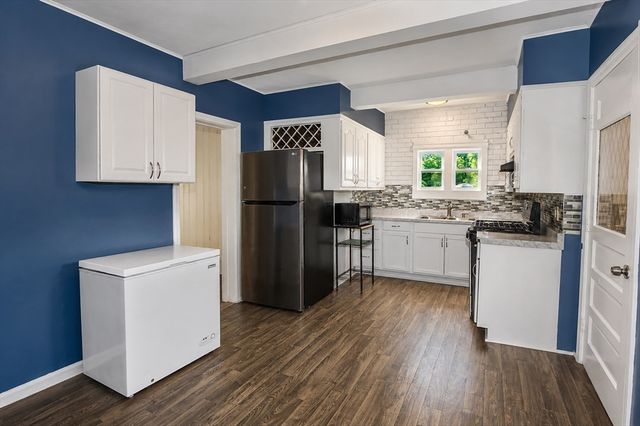 8 Trafton St, Chicopee, MA 01013