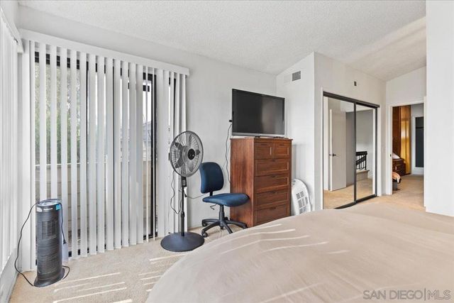 10424 Ridgewater Ln, San Diego, CA 92131