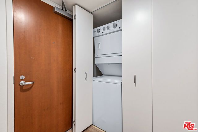 13700 Marina Pointe Drive 321, Marina Del Rey, CA 90292