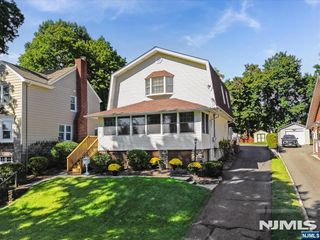 31 Elizabeth, Caldwell, NJ 07006