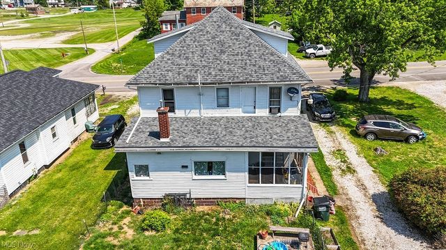 6886 State Route 821, Whipple, OH 45788