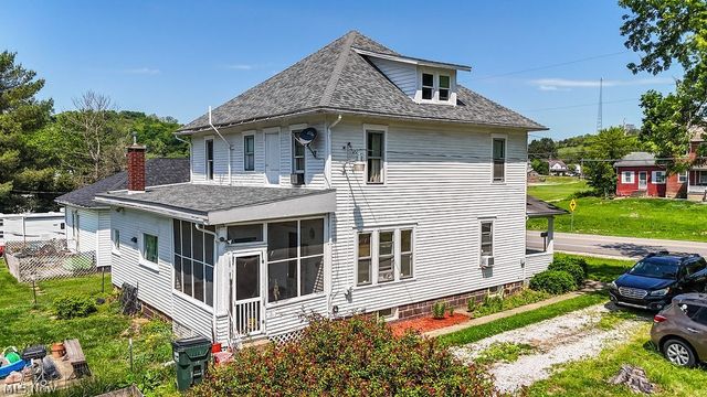6886 State Route 821, Whipple, OH 45788