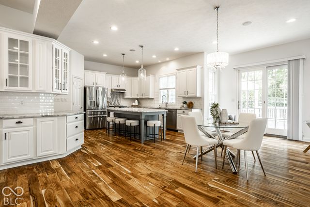 9252 Timberline Drive, Indianapolis, IN 46256