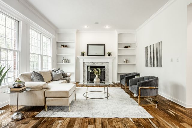 9252 Timberline Drive, Indianapolis, IN 46256