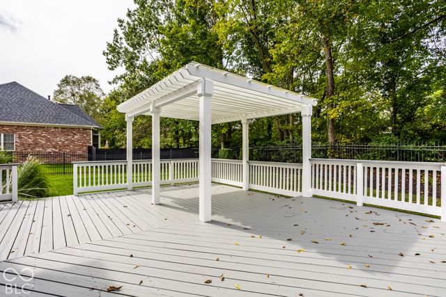 9252 Timberline Drive, Indianapolis, IN 46256