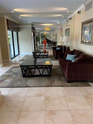 6797 Willow Wood Drive 6073, Boca Raton, FL 33434
