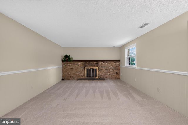 10 CADDY CT, Derwood, MD 20855
