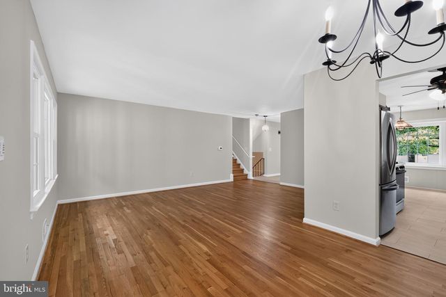 10 CADDY CT, Derwood, MD 20855