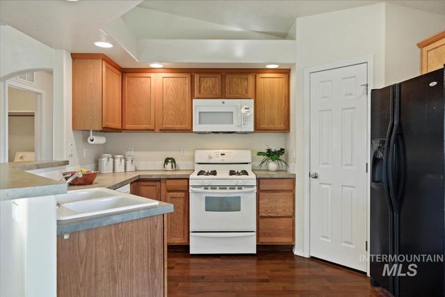 612 Goshawk Ave., Middleton, ID 83644