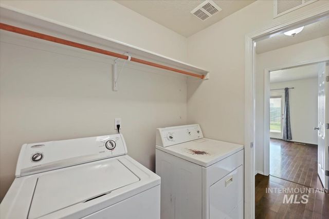 612 Goshawk Ave., Middleton, ID 83644