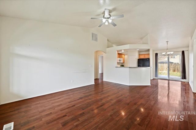 612 Goshawk Ave., Middleton, ID 83644