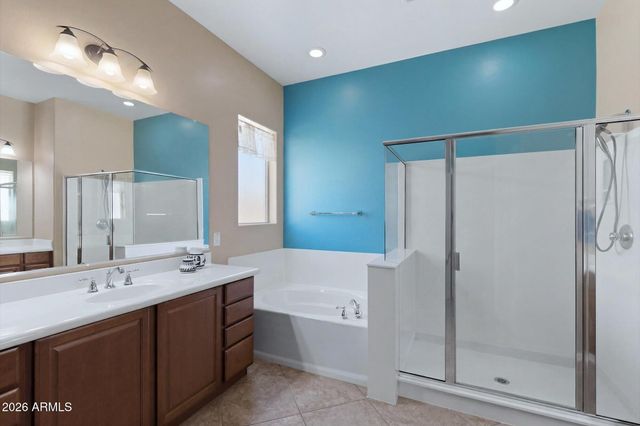 15766 W WILSHIRE Drive, Goodyear, AZ 85395