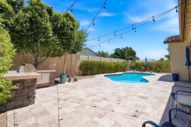 15766 W WILSHIRE Drive, Goodyear, AZ 85395