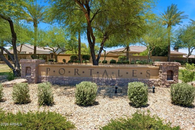 15766 W WILSHIRE Drive, Goodyear, AZ 85395