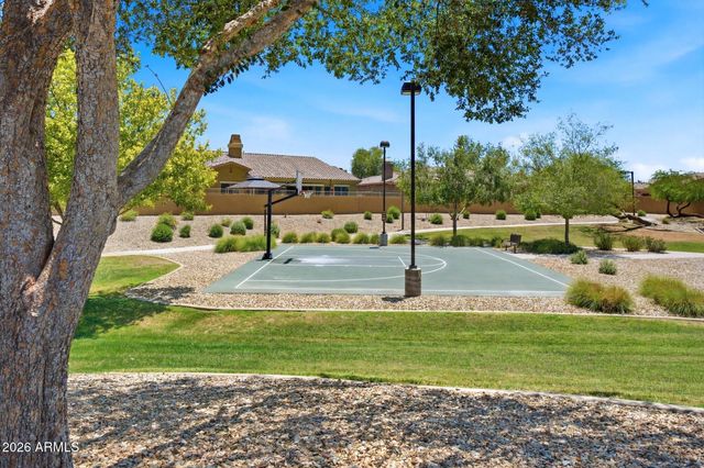 15766 W WILSHIRE Drive, Goodyear, AZ 85395