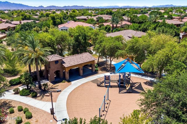 15766 W WILSHIRE Drive, Goodyear, AZ 85395
