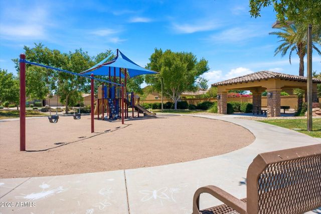 15766 W WILSHIRE Drive, Goodyear, AZ 85395