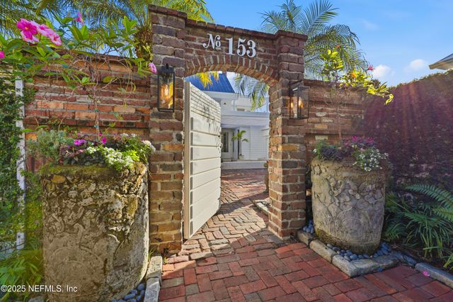 153 WASHINGTON Street, St. Augustine, FL 32084
