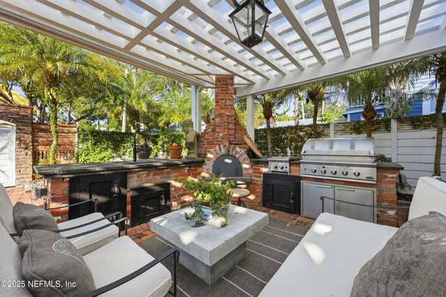 153 WASHINGTON Street, St. Augustine, FL 32084