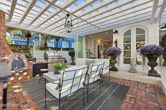 153 WASHINGTON Street, St. Augustine, FL 32084