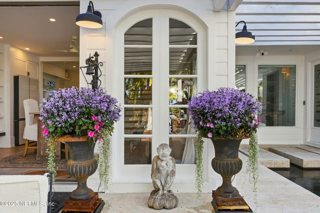 153 WASHINGTON Street, St. Augustine, FL 32084