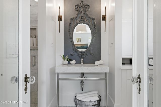 153 WASHINGTON Street, St. Augustine, FL 32084