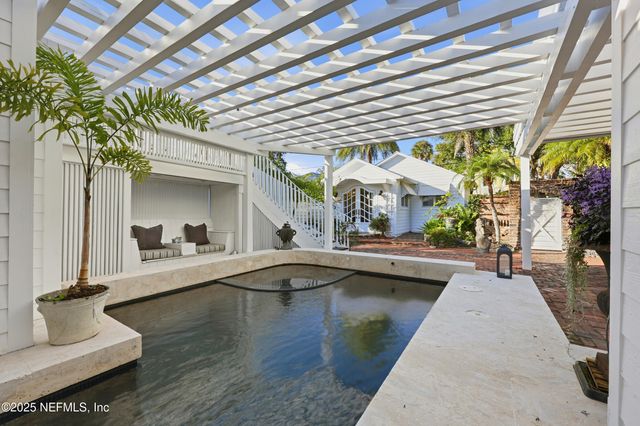 153 WASHINGTON Street, St. Augustine, FL 32084