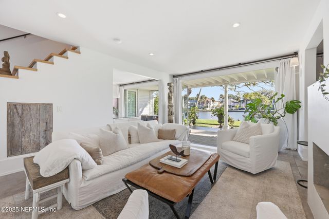 153 WASHINGTON Street, St. Augustine, FL 32084