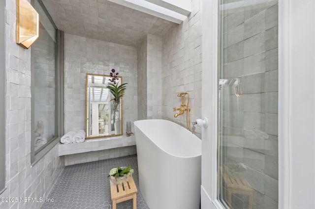 153 WASHINGTON Street, St. Augustine, FL 32084