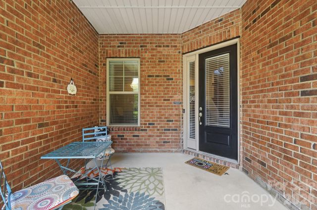 12726 Rusty Blackbird Way, Charlotte, NC 28278