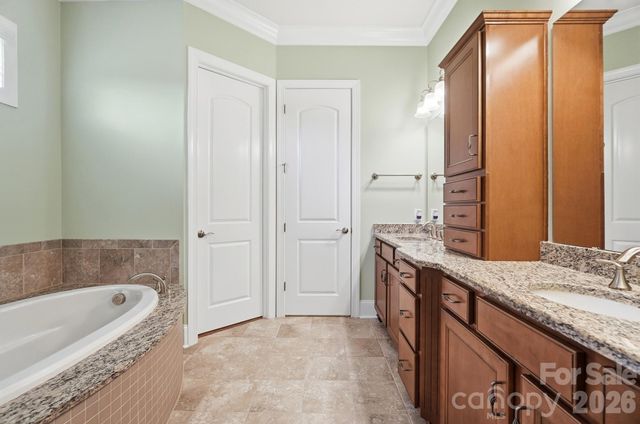 12726 Rusty Blackbird Way, Charlotte, NC 28278