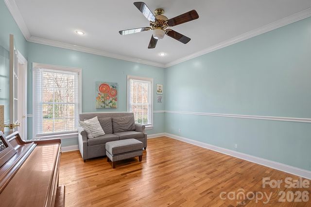 4125 Hideaway Court NE, Hickory, NC 28601