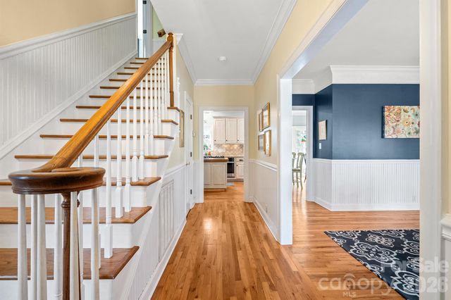 4125 Hideaway Court NE, Hickory, NC 28601