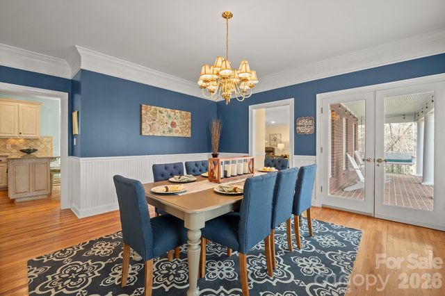 4125 Hideaway Court NE, Hickory, NC 28601