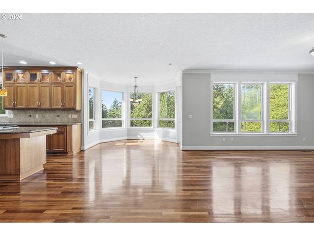 2337 Nw PINNACLE Dr, Portland, OR 97229