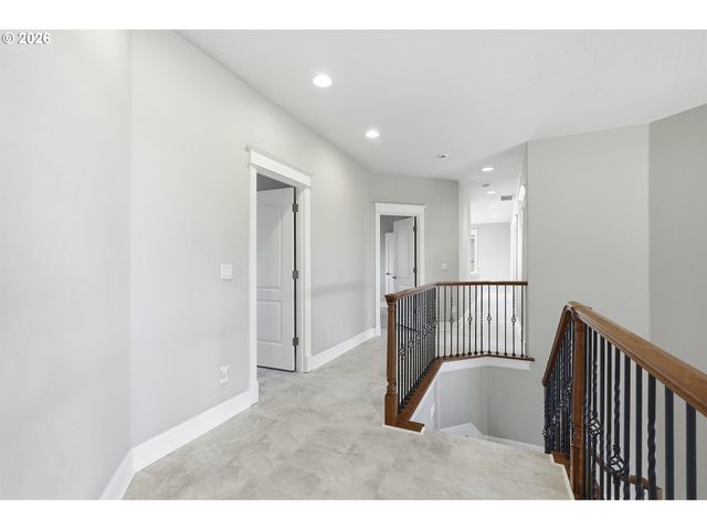 2337 Nw PINNACLE Dr, Portland, OR 97229