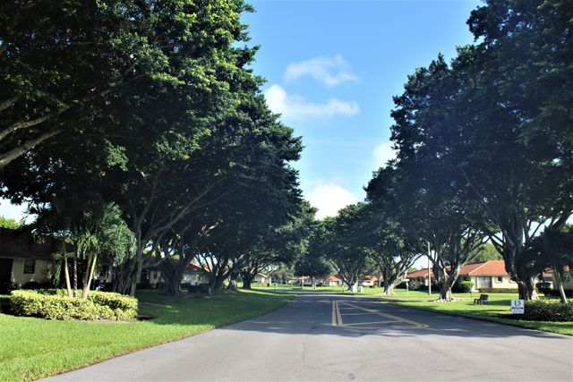 4450 Nutmeg Tree Lane B, Boynton Beach, FL 33436