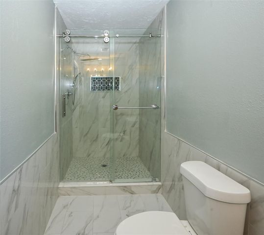 7522 Jackwood Street, Houston, TX 77074
