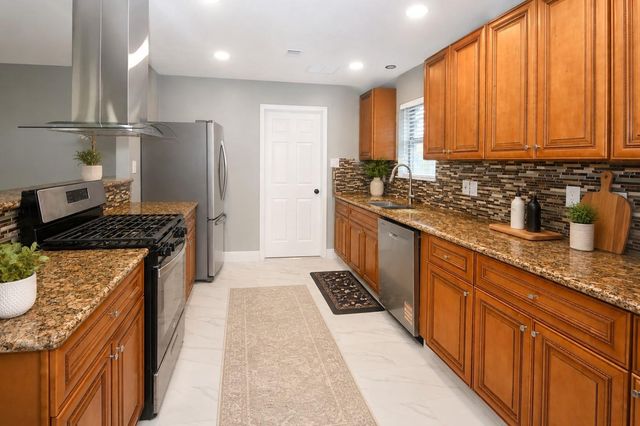 7522 Jackwood Street, Houston, TX 77074