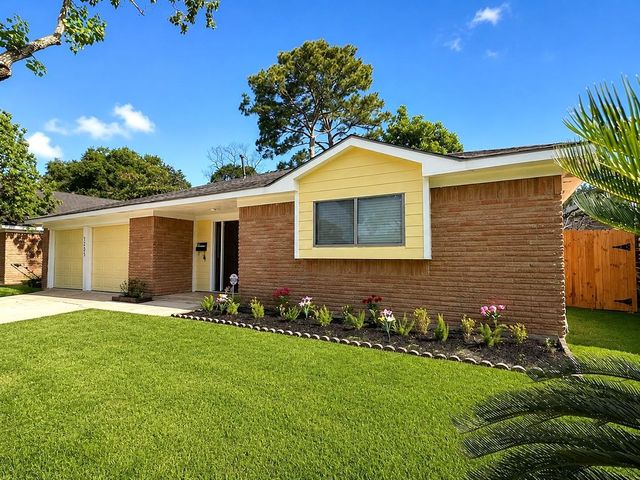 7522 Jackwood Street, Houston, TX 77074