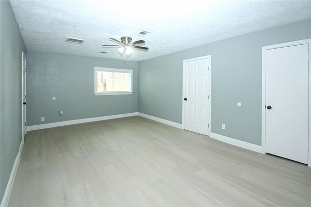 7522 Jackwood Street, Houston, TX 77074