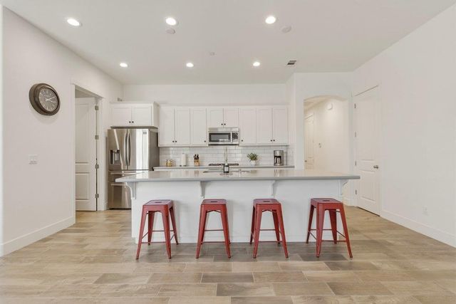 1661 Castlerock Drive, Hollister, CA 95023