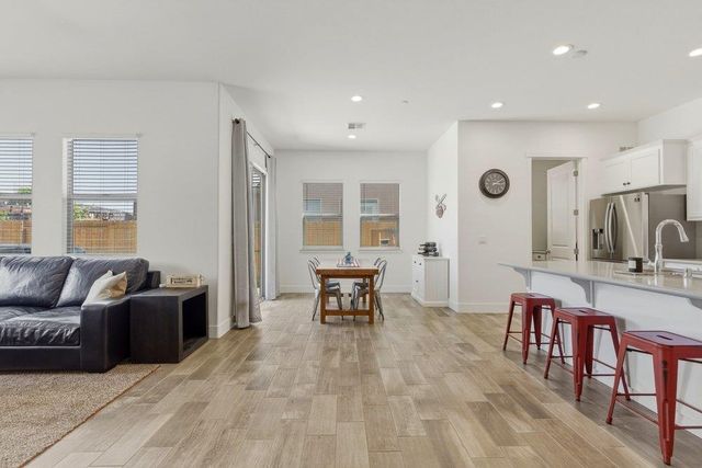 1661 Castlerock Drive, Hollister, CA 95023