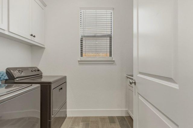 1661 Castlerock Drive, Hollister, CA 95023