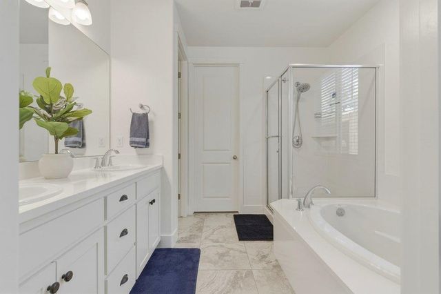 1661 Castlerock Drive, Hollister, CA 95023