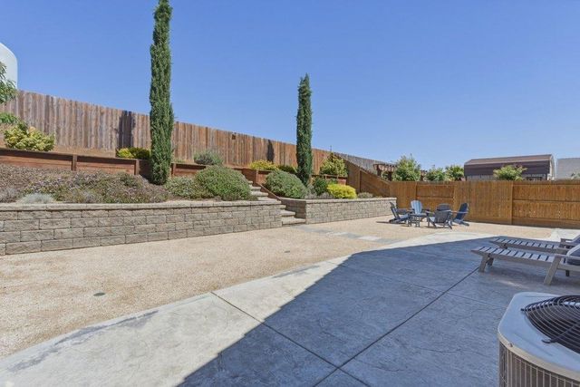 1661 Castlerock Drive, Hollister, CA 95023