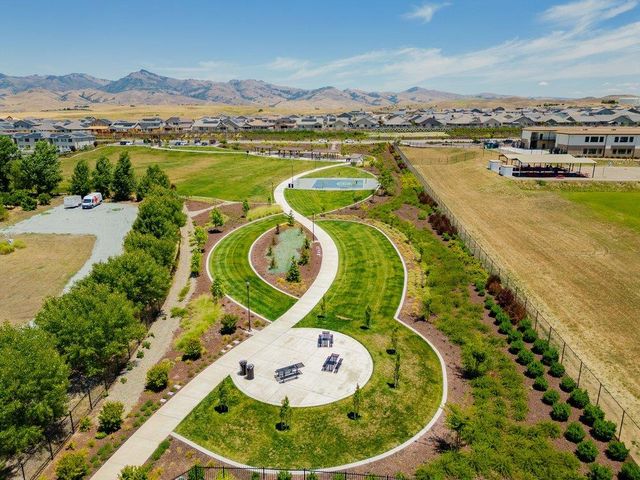 1661 Castlerock Drive, Hollister, CA 95023
