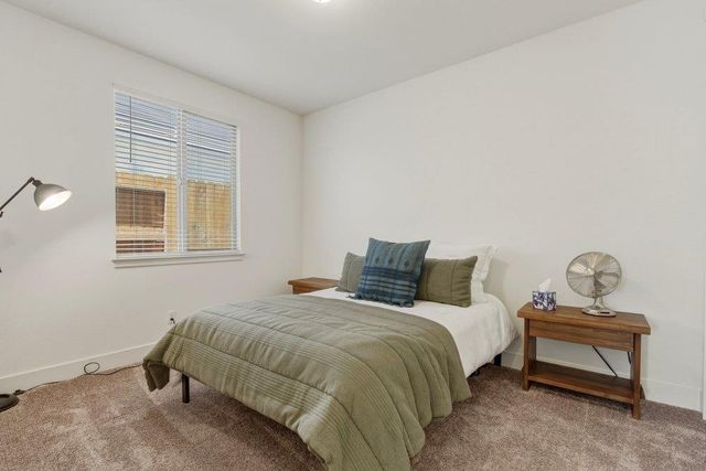 1661 Castlerock Drive, Hollister, CA 95023