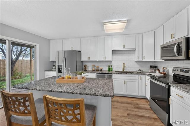 1801 Florine Boulevard A, St Charles, MO 63303