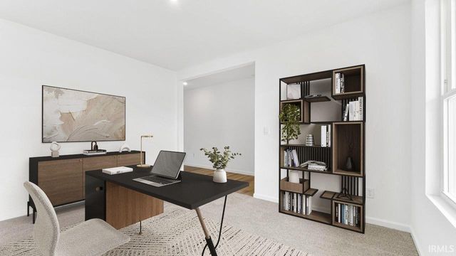 5136 Beechmont Lane, New Haven, IN 46774